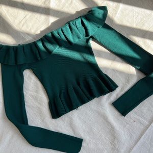 FOREVER21 OFF SHOULDER CROPPED TOP- Medium